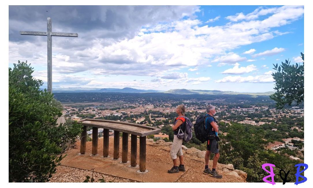 Photo de l'article St-Maximin-la-Ste-Baume - Le Pas des Ifs