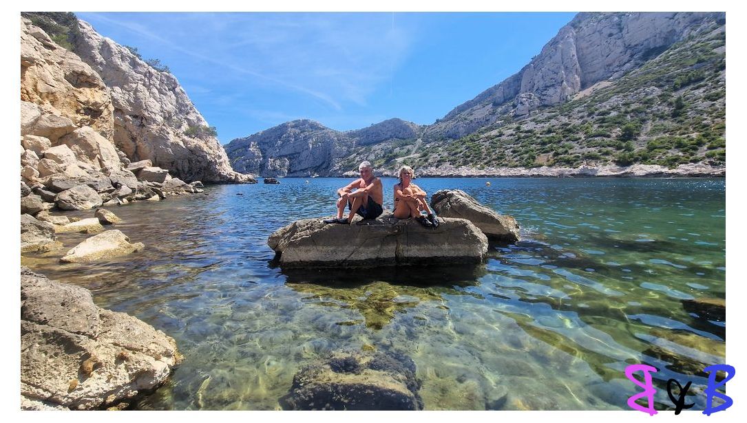 Photo de l'article Calanques - La Grotte Bleu
